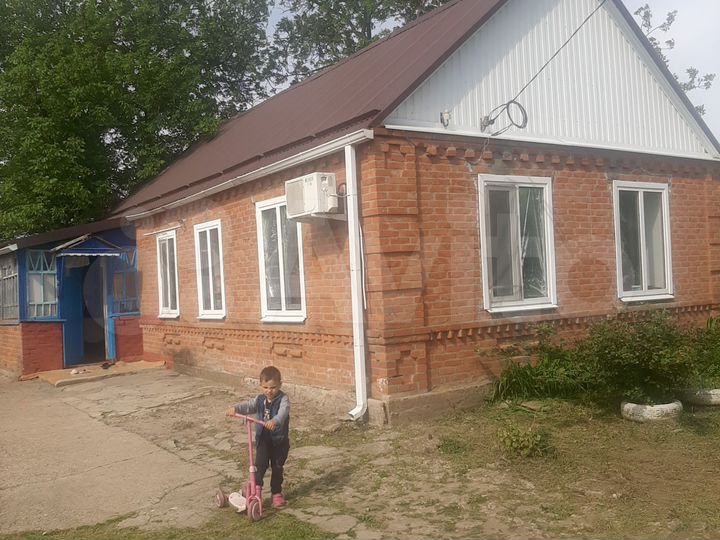 Дом 54 м² на участке 21 сот.