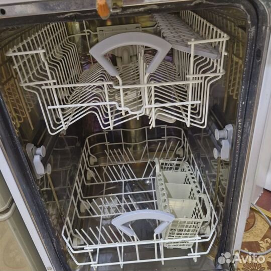 Посудомоечная машина. На запчасти