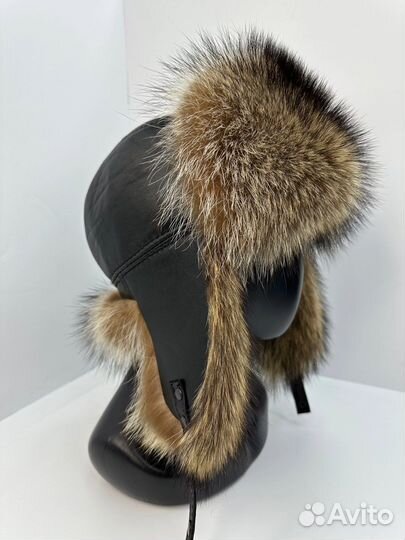 Мужская шапка из канадского енота