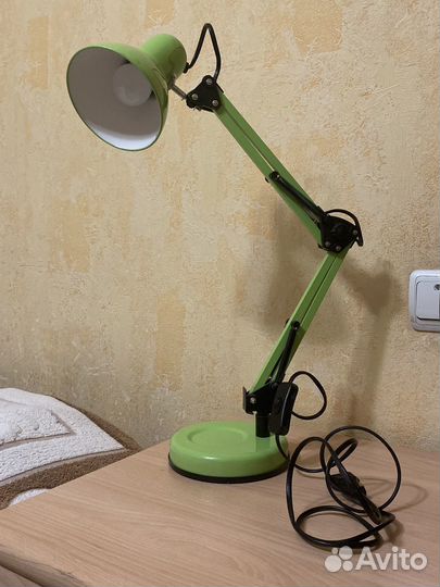 Лампа настольная