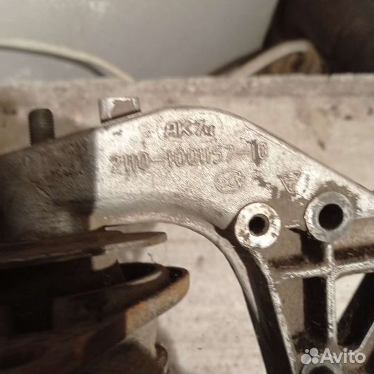 Опора двигателя с подушкой двс ваз 2110