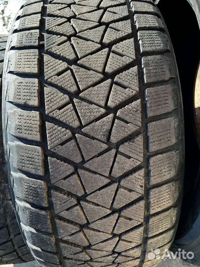 Bridgestone Blizzak DM-V2 285/50 R20 112T