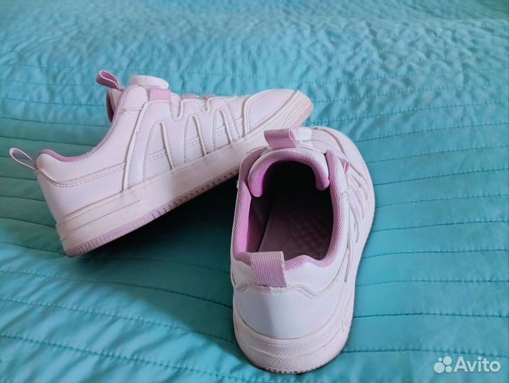 Кроссовки 20,5 см стелька Микаса