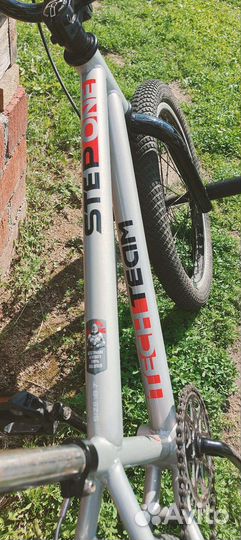 Трюковой велосипед bmx