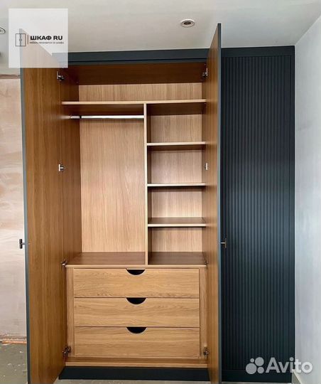 Шкаф распашной с фрезерованными фасадами