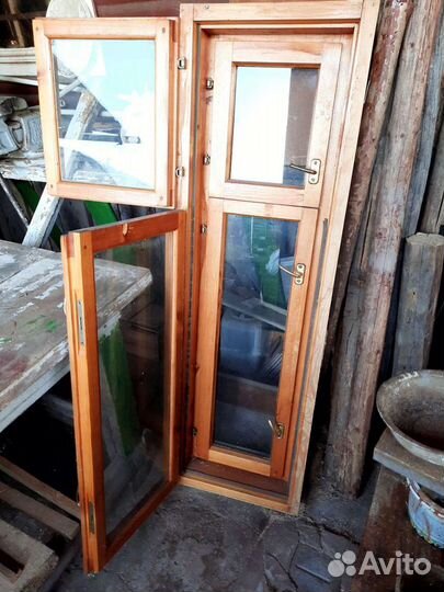 Деревянный оконный блок