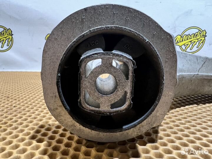 Рычаг передний левый нижний Audi S4 B8 S5 8T A4 A5