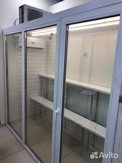 Холодильная витрина для цветов