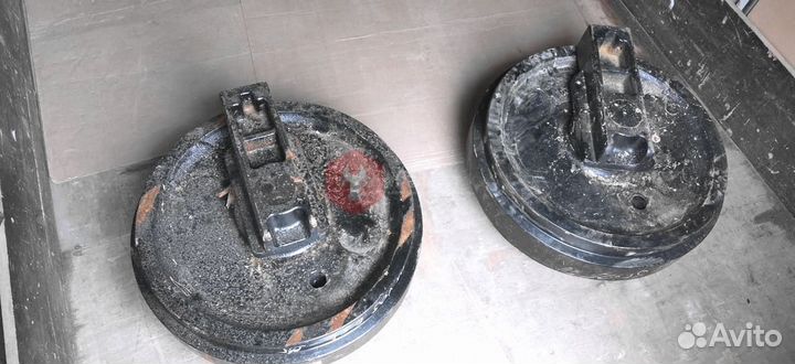 Колесо направляющее CAT 336DL 136-2422