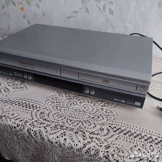 Комбо плеер DVD + VHS Panasonic NV-VP31