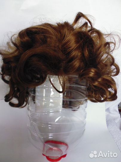Парики женские, аксессуары для волос