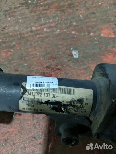 Амортизатор передний правый Audi Q7 4L 3.6