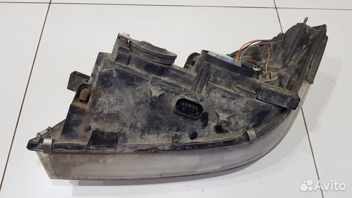 Фара правая (Nissan Primera)