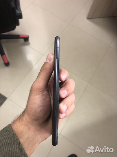 Телефон Samsung galaxy a10