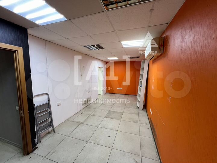 Торговая площадь 45 кв.м