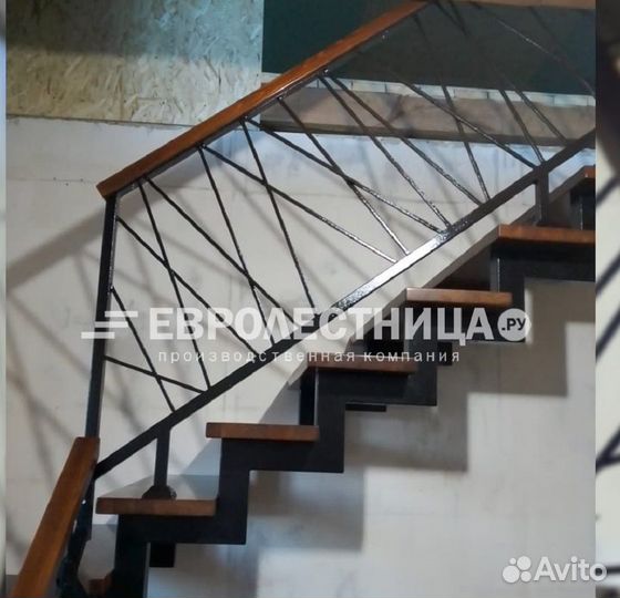 Лестница на второй этаж