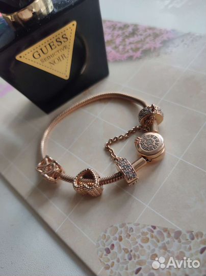 Pandora браслет