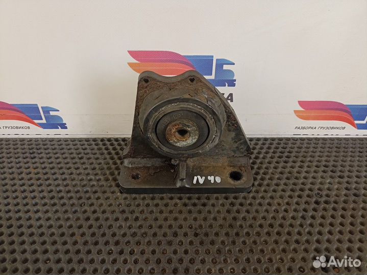 Кронштейн торсиона кабины правый