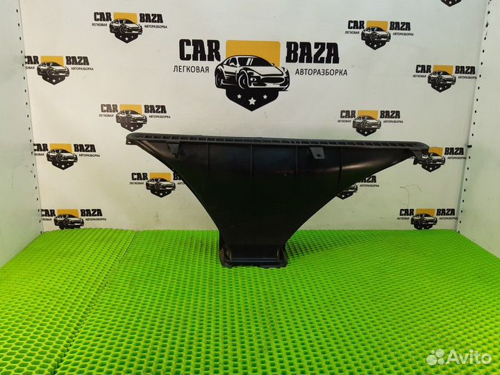 Воздушный дефлектор Toyota Vitz