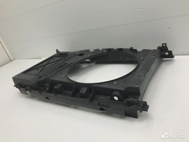 Рамка радиатора Citroen C4 2 2010, 2011, 2012, 2013, 2014, 2015, 2016, 2017, 2018, 2019, 2020, 2021