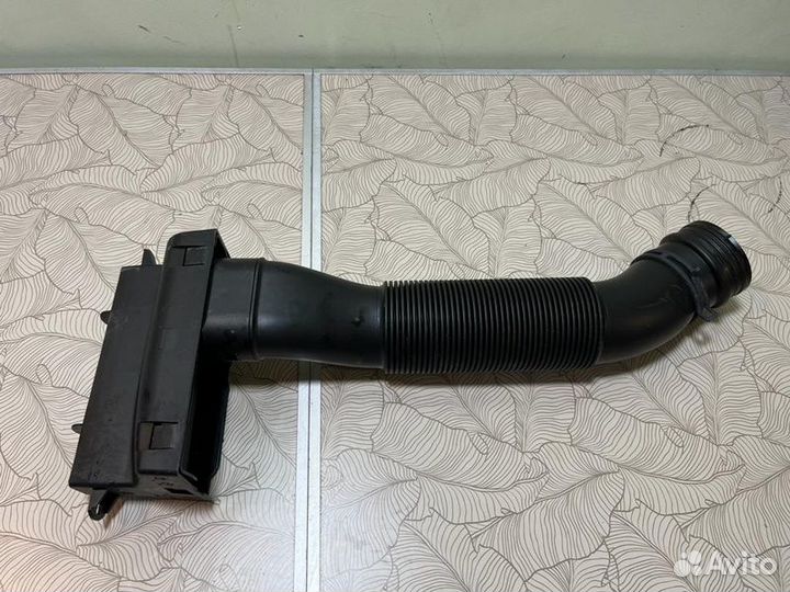 Патрубок воздушного фильтра Volkswagen Polo седан