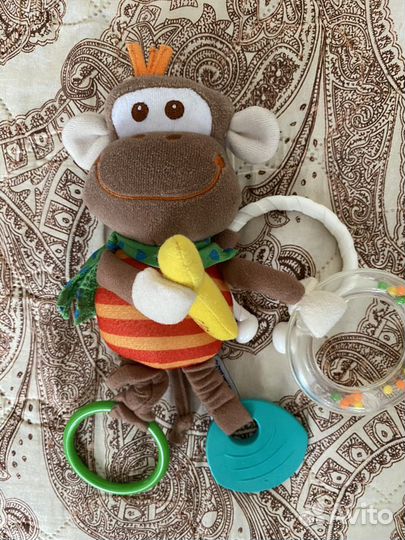 Chicco игрушка-погремушка обезьянка