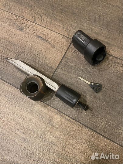 Блокиратор руля на Nissan X-Trail