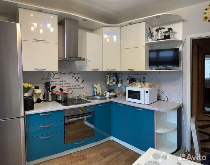 Замена/ремонт/перетяжка фасадов кухни