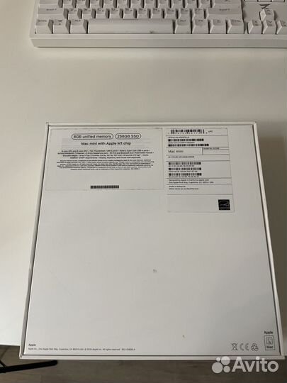 Mac mini m1 8GB 256 GB SSD и монитор