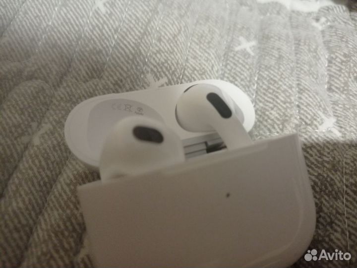 AirPods 3