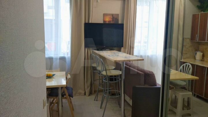 1-к. квартира, 42 м², 1/3 эт.