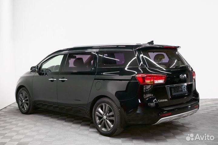 Kia Carnival 2.2 AT, 2017, 139 000 км