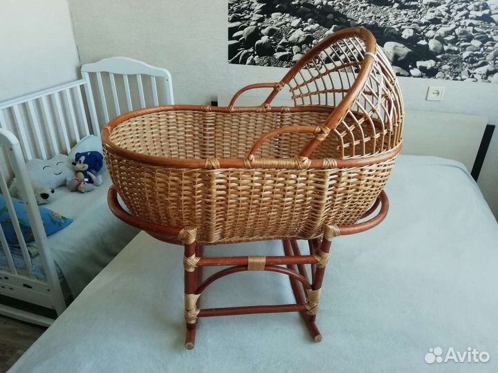 Плетёная люлька колыбель