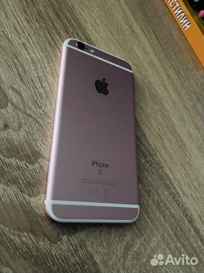Телефон iPhone 6s