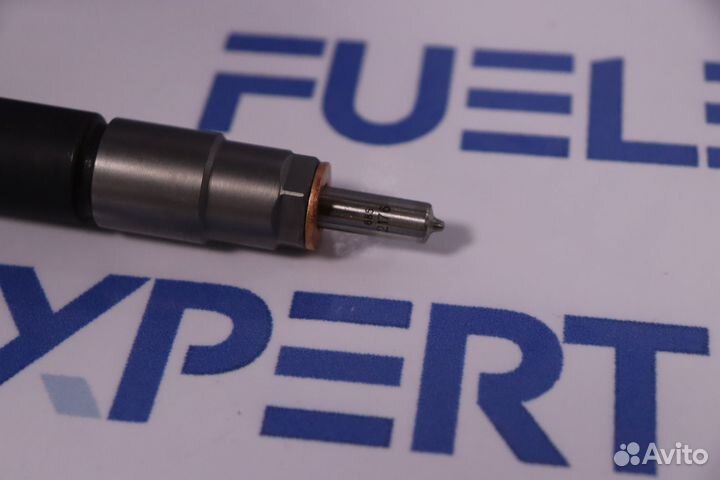 Форсунка топливная 0445110616
