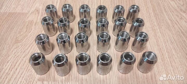 Конусные гайки для дисков 14 и 12/50 R H/T