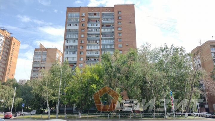 Арендный бизнес на 1 линии. Витражное остекление