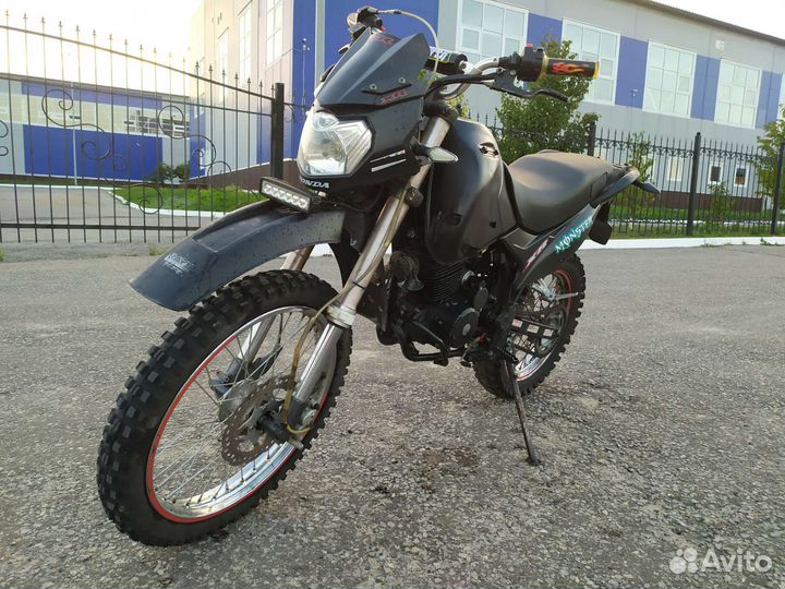XR 250