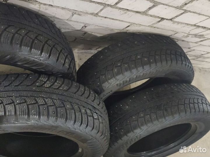 Matador MP 30 Sibir Ice 2 SUV 215/70 R16 100T