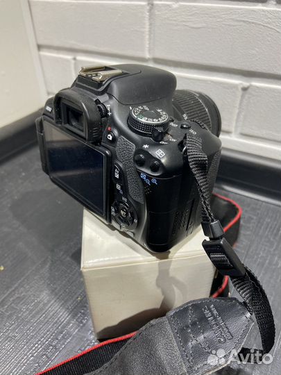 Зеркальный фотоаппарат canon 600d