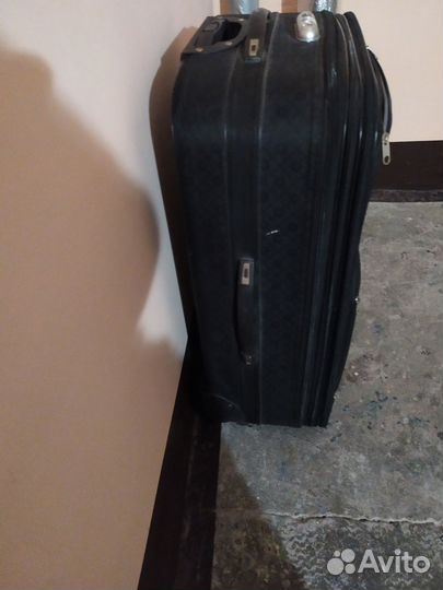 Большой дорожный чемодан бу