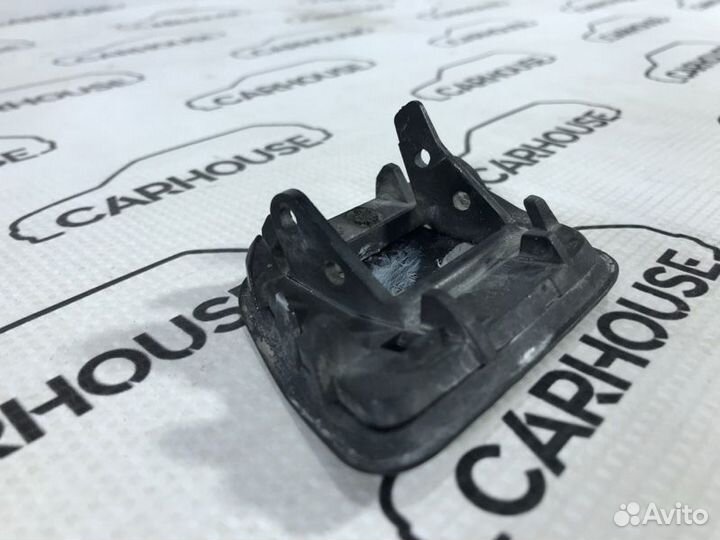 Крышка форсунки омывателя передняя правая