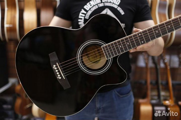 Акустическая гитара. Новая