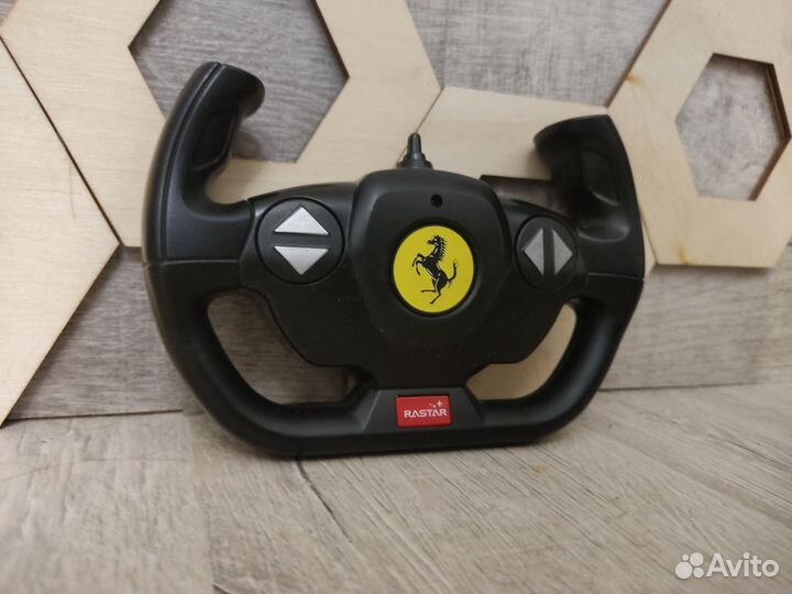 Машинка на радиоуправлении