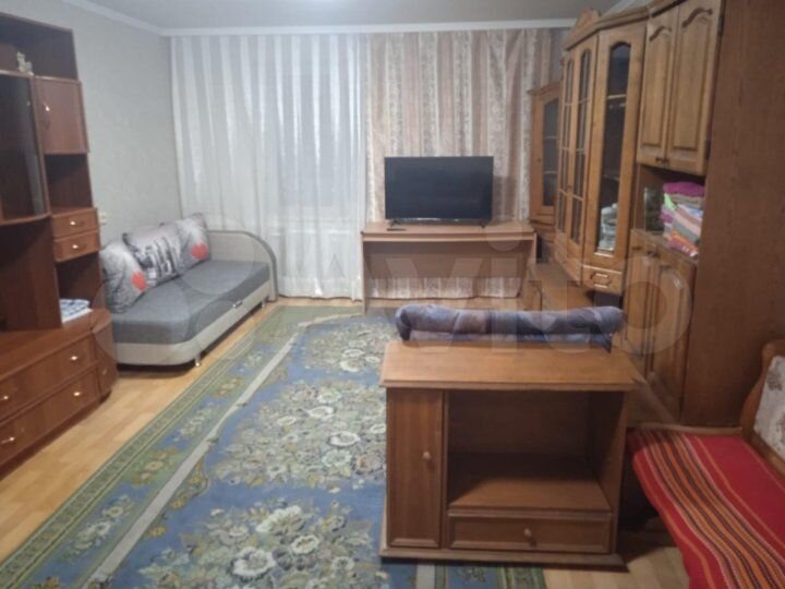 3-к. квартира, 75 м², 1/10 эт.