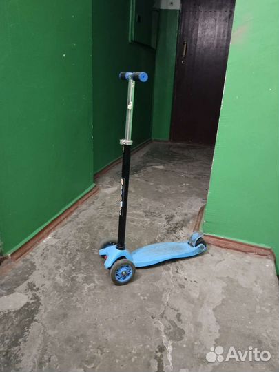 Самокат детский трехколесный