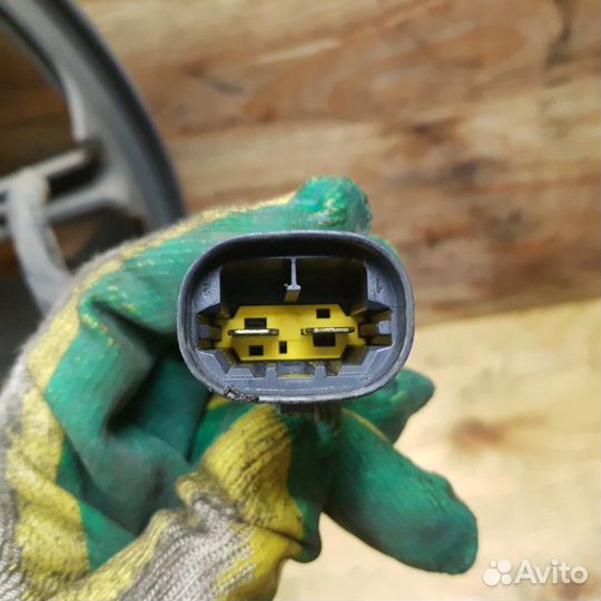 Диффузор радиатора Peugeot 307 3AC EW10J4 2001