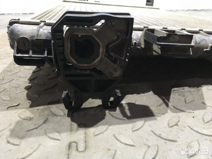 Радиатор системы охлаждения (Volkswagen Tiguan)