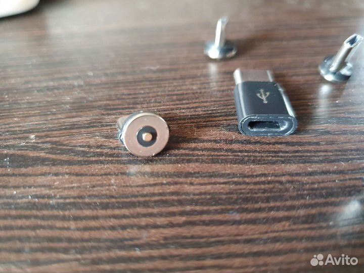 Магнитная зарядка