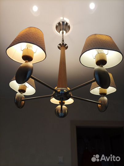 Люстра потолочная